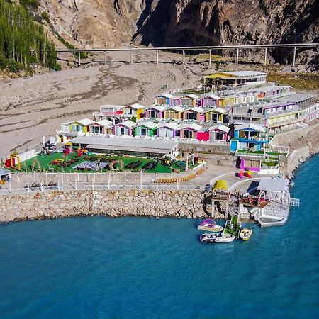 Luxus Hunza Attabad Lake Resort Karimabad  Bagian luar foto