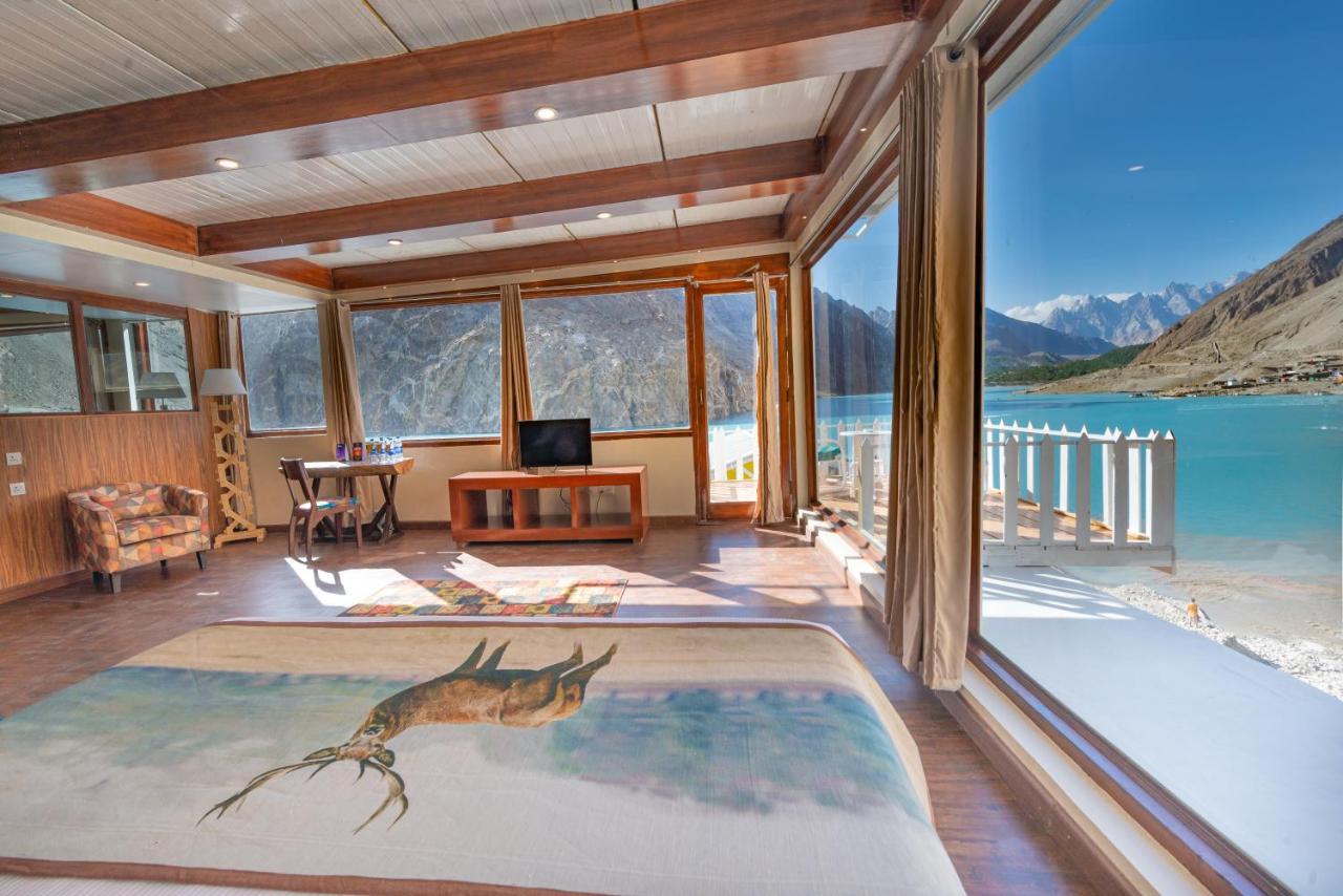 Luxus Hunza Attabad Lake Resort Karimabad  Bagian luar foto
