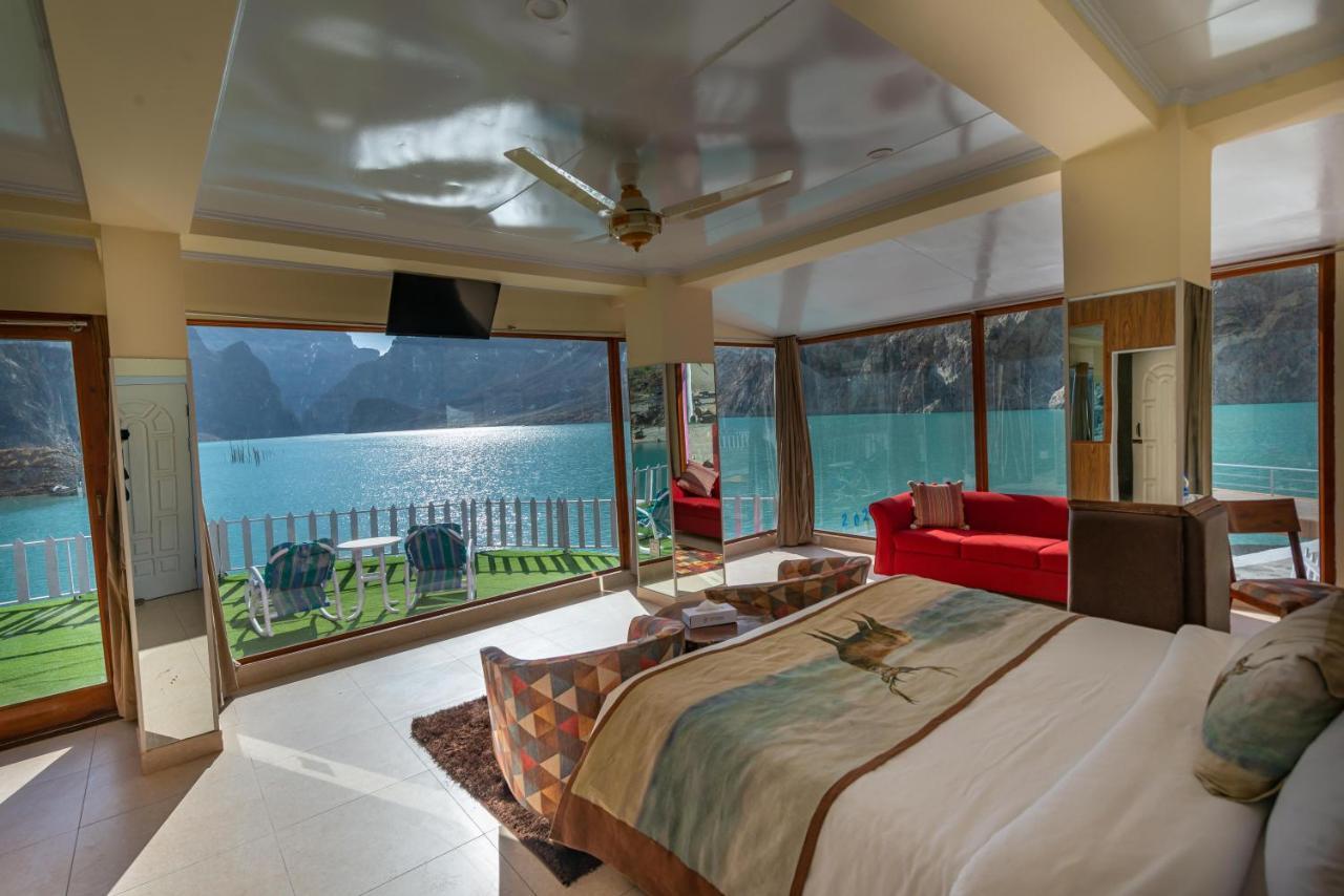 Luxus Hunza Attabad Lake Resort Karimabad  Bagian luar foto