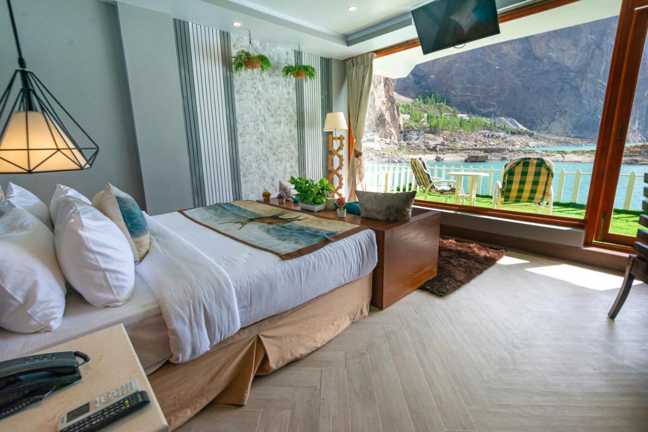 Luxus Hunza Attabad Lake Resort Karimabad  Bagian luar foto