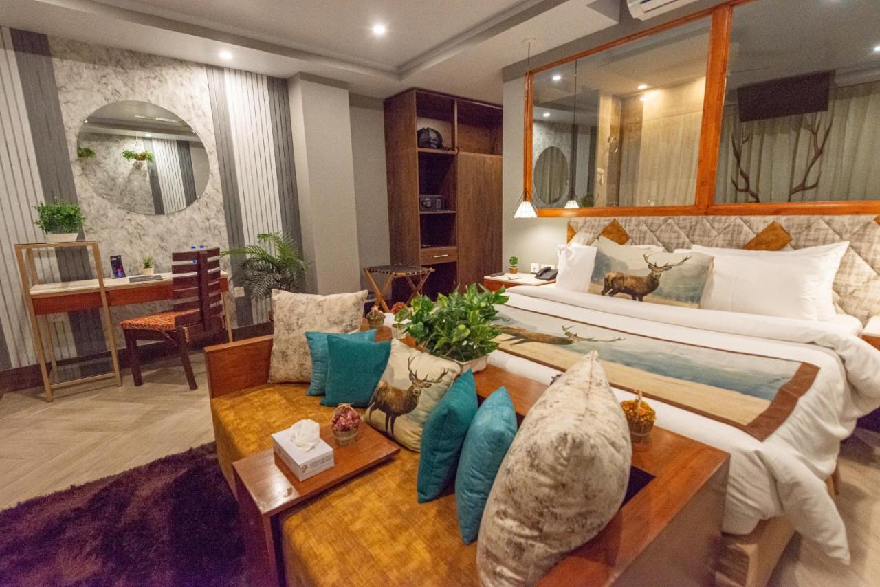 Luxus Hunza Attabad Lake Resort Karimabad  Bagian luar foto